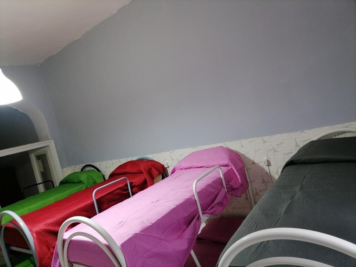 Sahary Hostel Νάπολη Εξωτερικό φωτογραφία